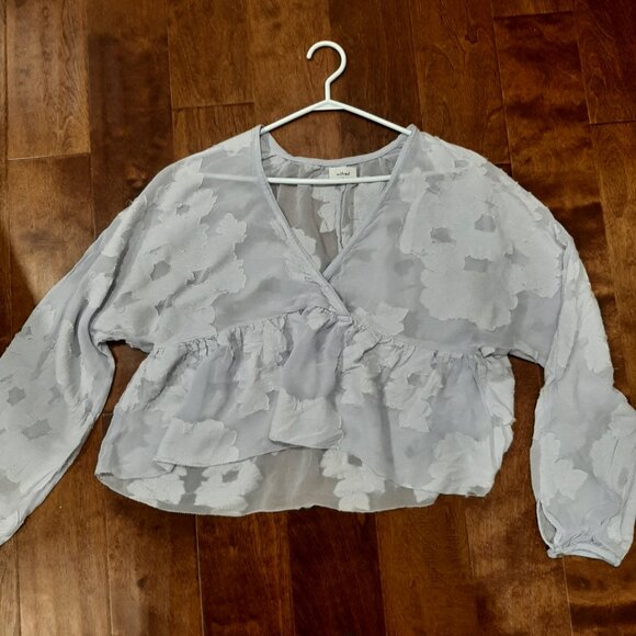 Wilfred romantic boho distressed flowy sheer blouse with appliques - Picture 14 of 15